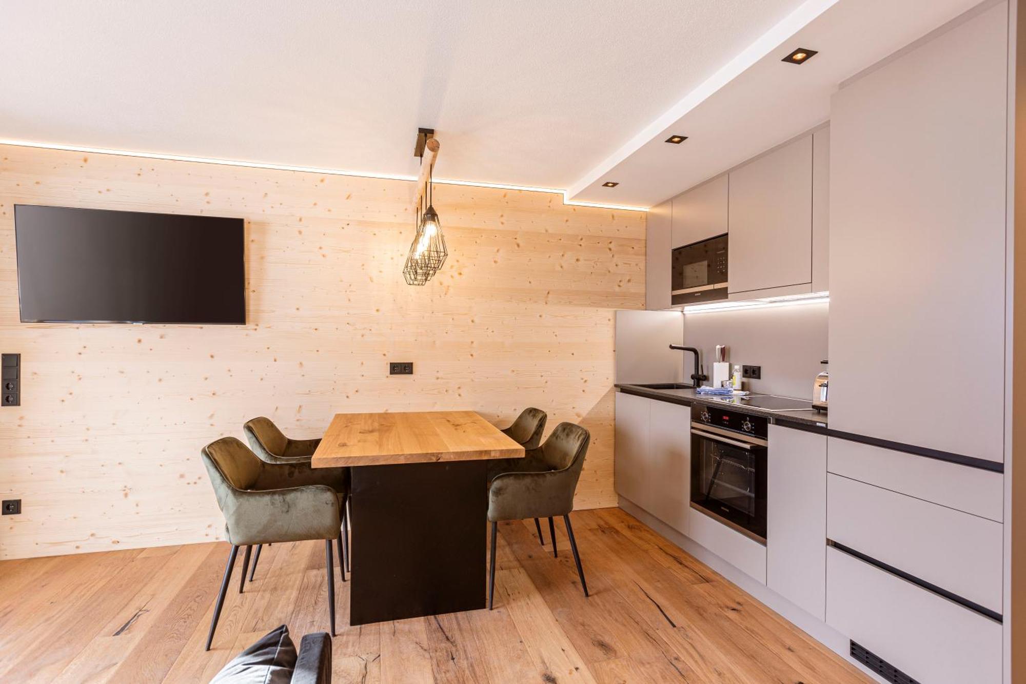 Zugspitz Suites Lermoos By Alps Resorts Luaran gambar