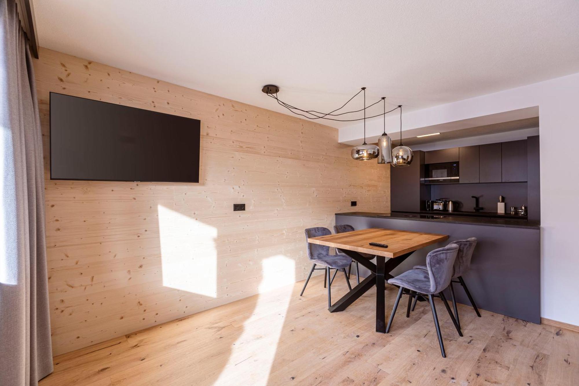 Zugspitz Suites Lermoos By Alps Resorts Luaran gambar